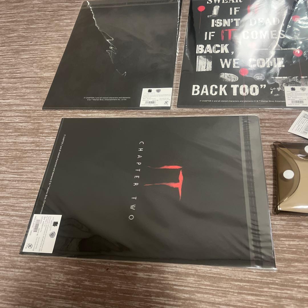 IT パンフレット　グッズ ペニーワイズ クリアファイル 下敷き　映画 グッズ