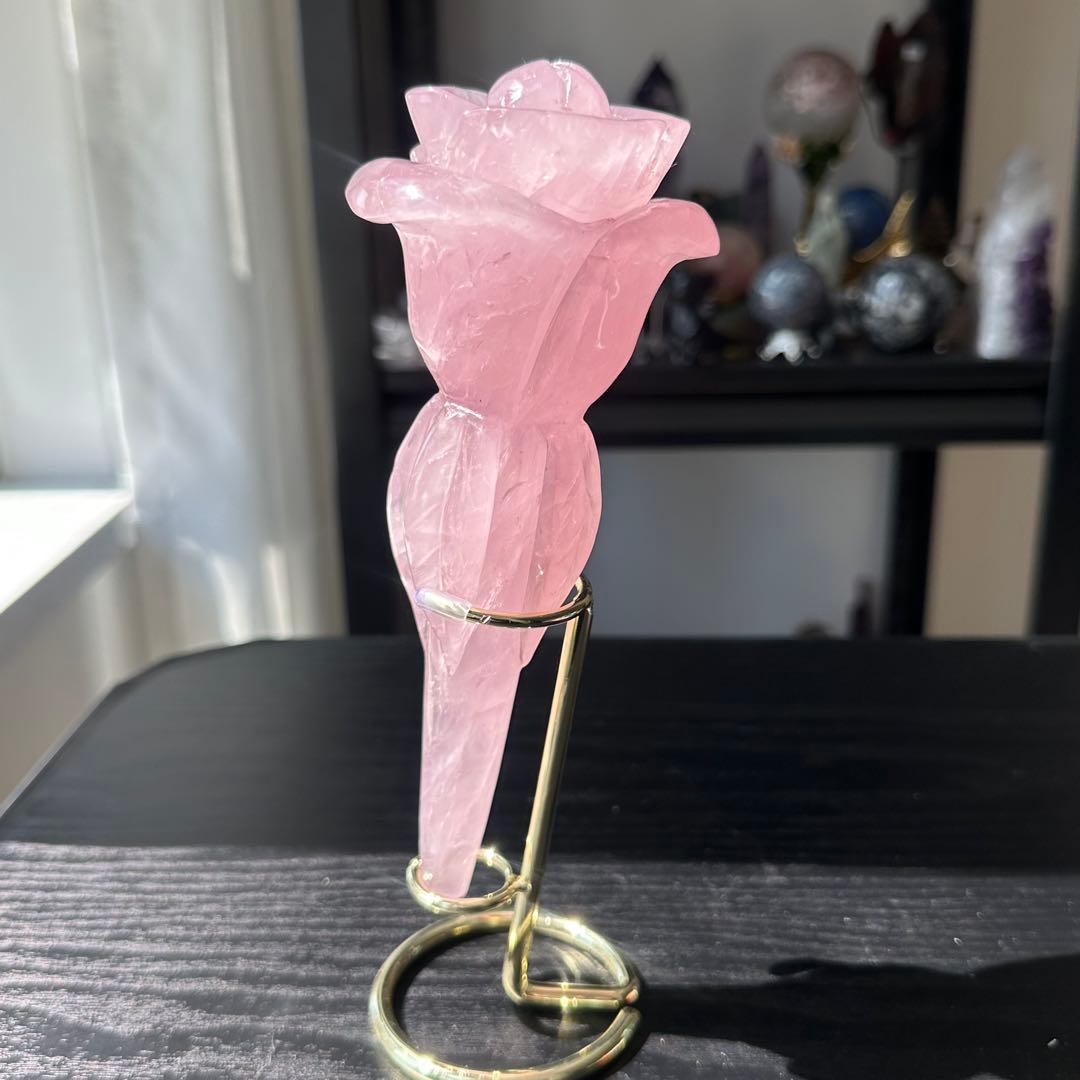 天然石ローズクォーツの薔薇　置物　彫物NO.031811