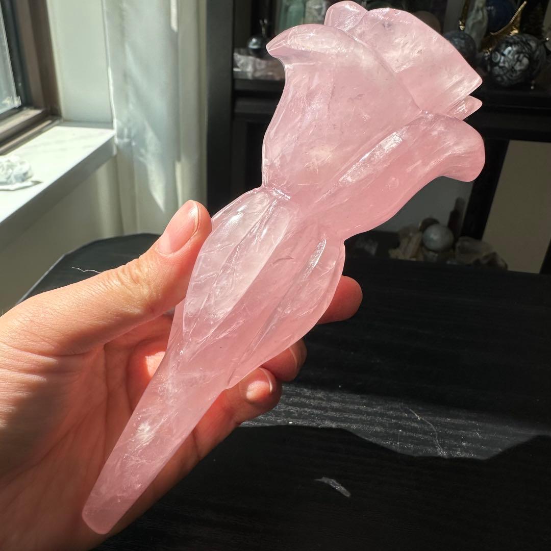 天然石ローズクォーツの薔薇　置物　彫物NO.031811