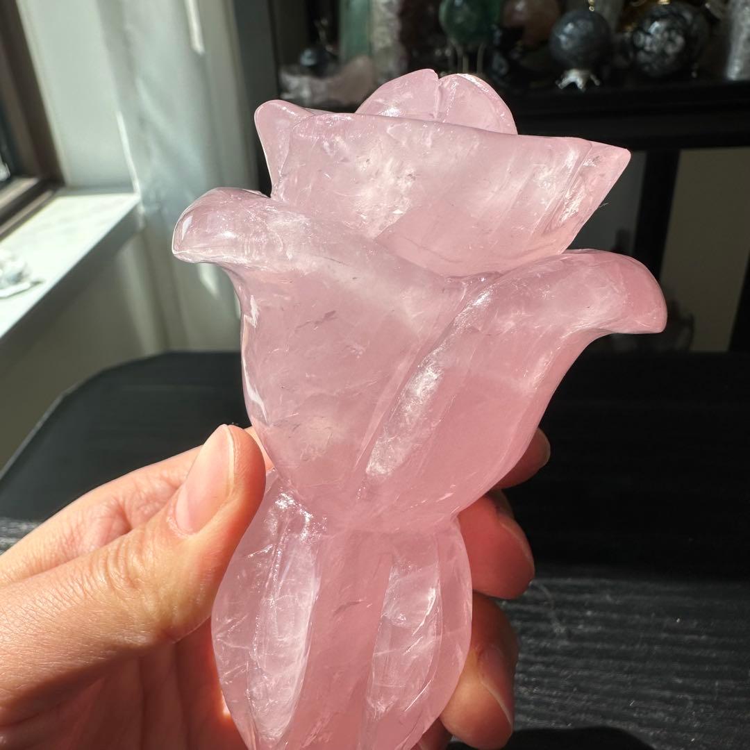 天然石ローズクォーツの薔薇　置物　彫物NO.031811