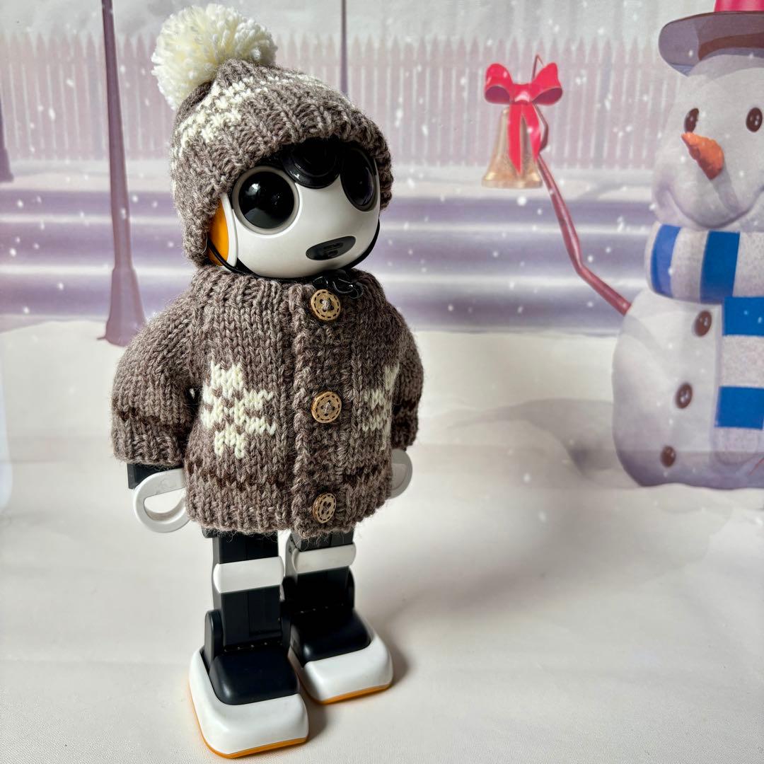 専用　雪模様いっぱい編み込んだセーターとニット帽＊グレージュ　雪模様赤のセット