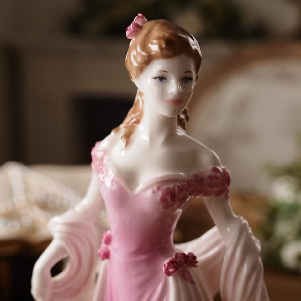 【美品】英国ロイヤルウースター Grace 1996年製 フィギュリン