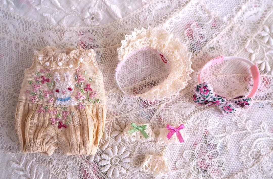 p*a様 usagi刺しゅうclassicロンパース cocoriang kum