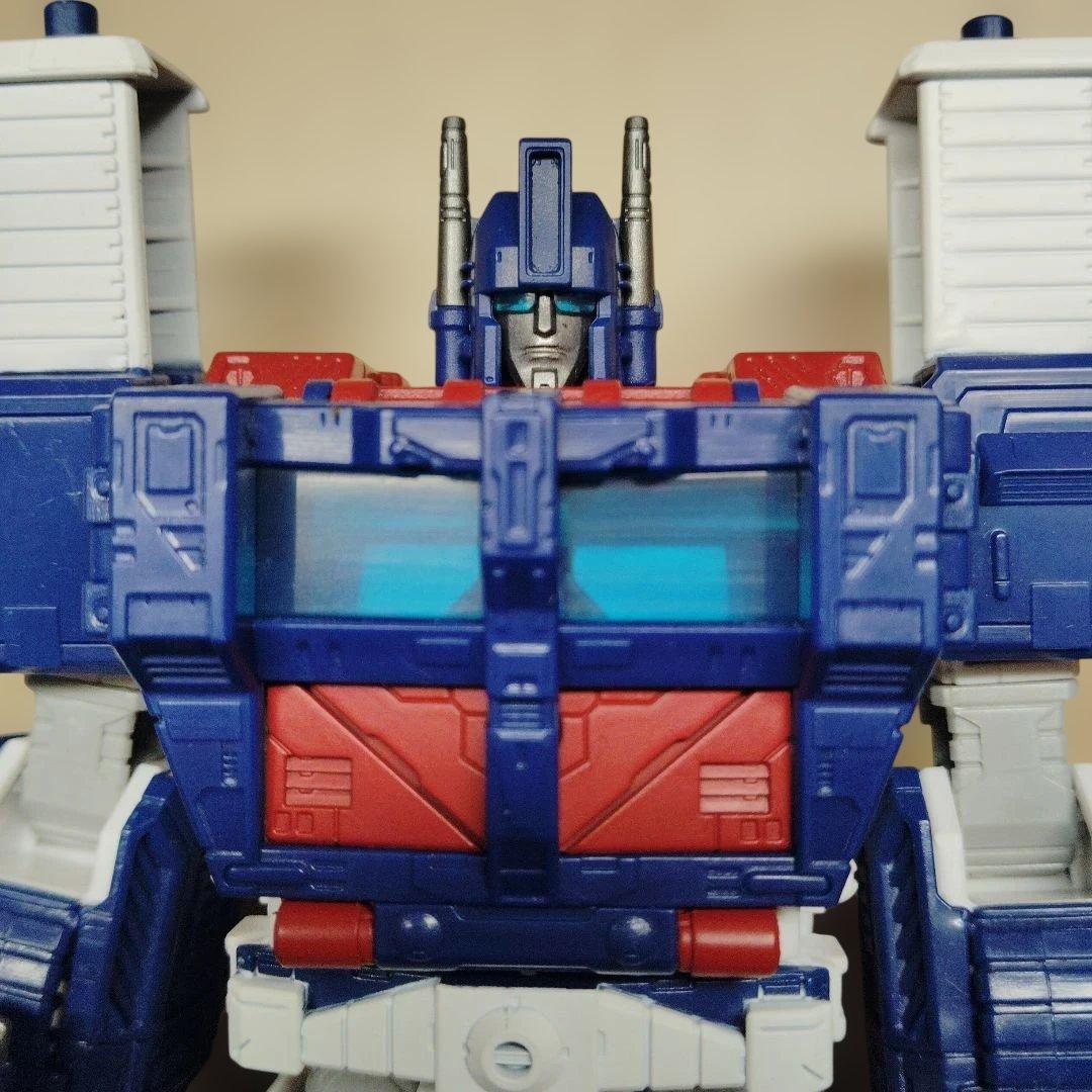トランスフォーマー　キングダム　ウルトラマグナス
