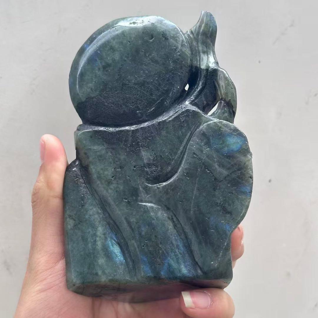 天然石 ラブラドライトの九尾　置物　彫り物 BY 002