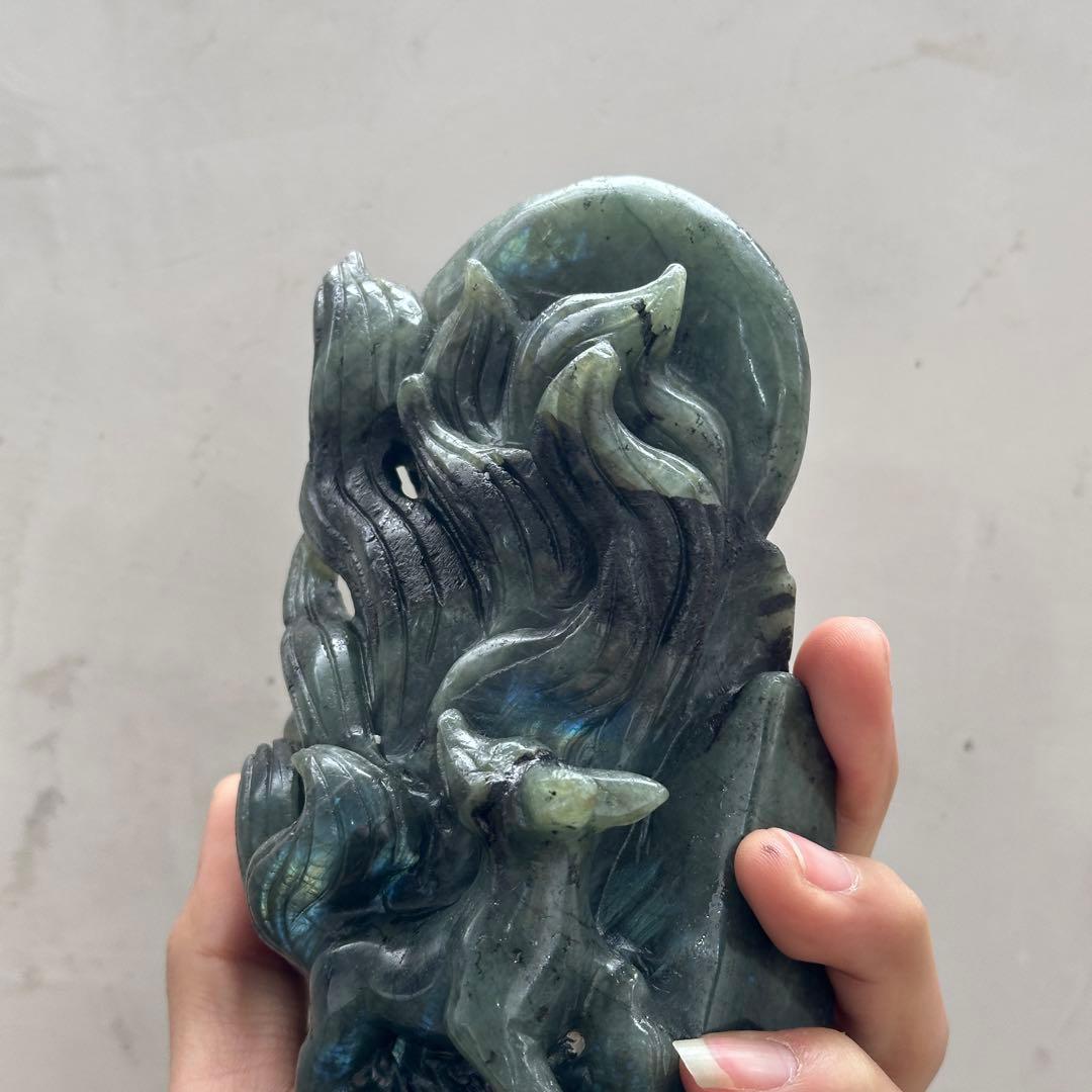 天然石 ラブラドライトの九尾　置物　彫り物 BY 002