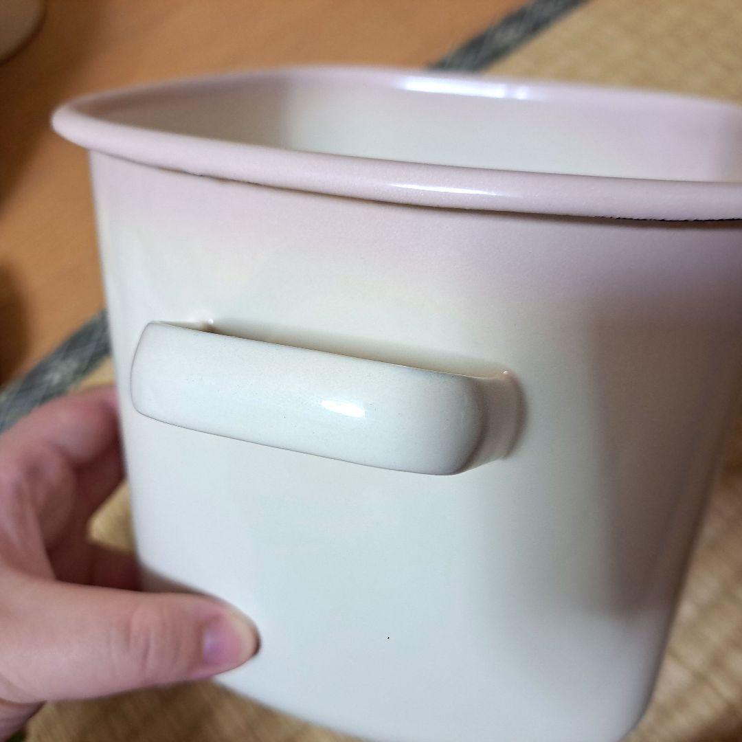 イマン ダイアナローズ 四角ストッカー