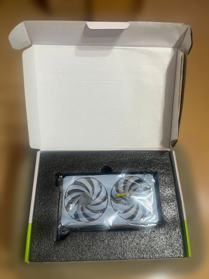 グラフィックボード・グラボ・ビデオカード GIGABYTE RTX5060 Ti EAGLE OC ICE 16G