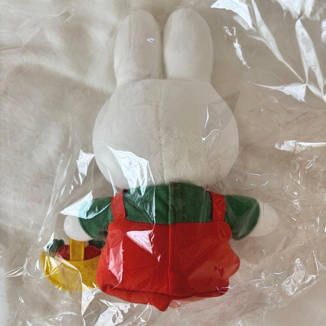 ミッフィーキャロットぬいぐるみ美品