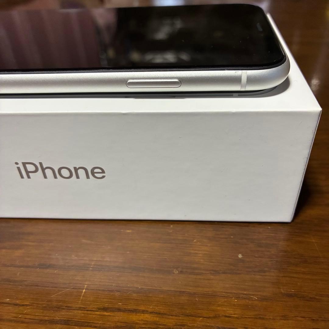 iPhoneXR ホワイト 64GB バッテリー86％