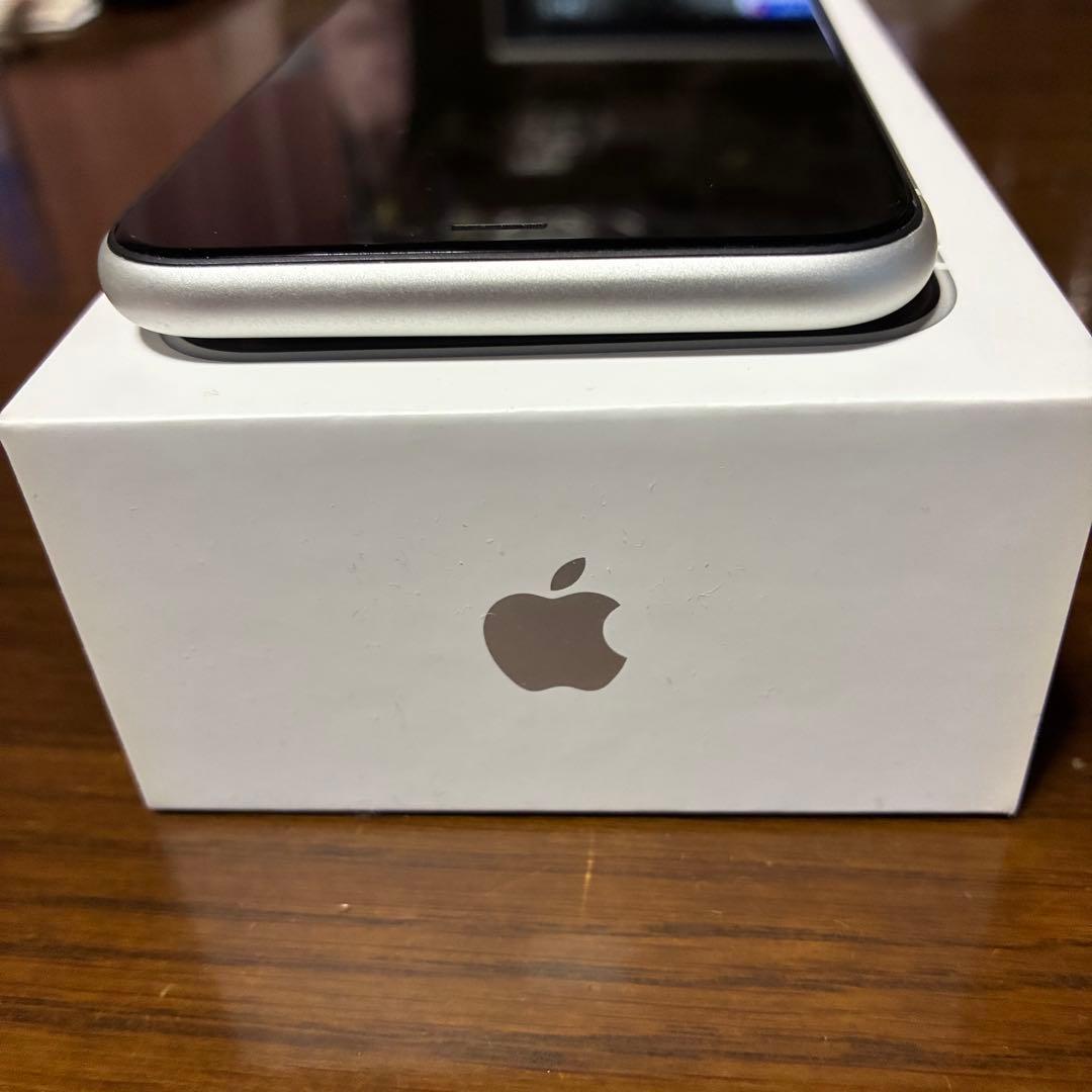 iPhoneXR ホワイト 64GB バッテリー86％