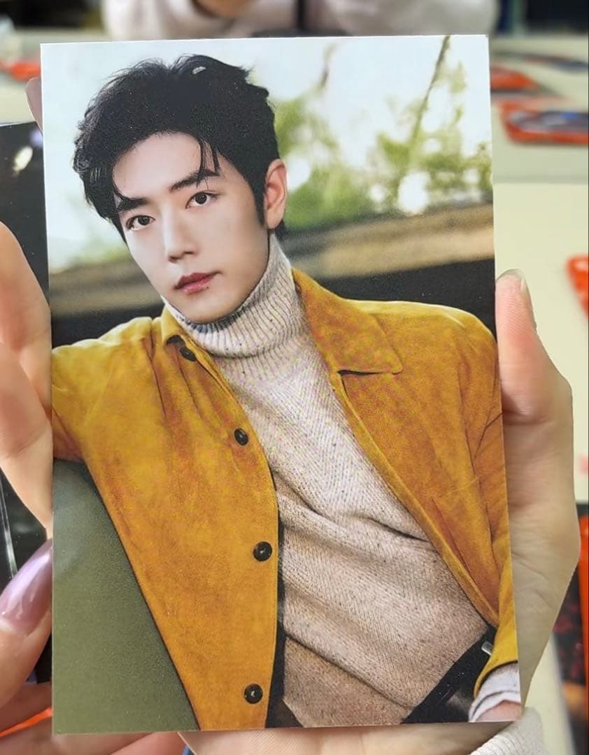 肖戦キラキラ満天星A6ポスター　4セット❣️全43枚+32枚ミニカード❣️確認用