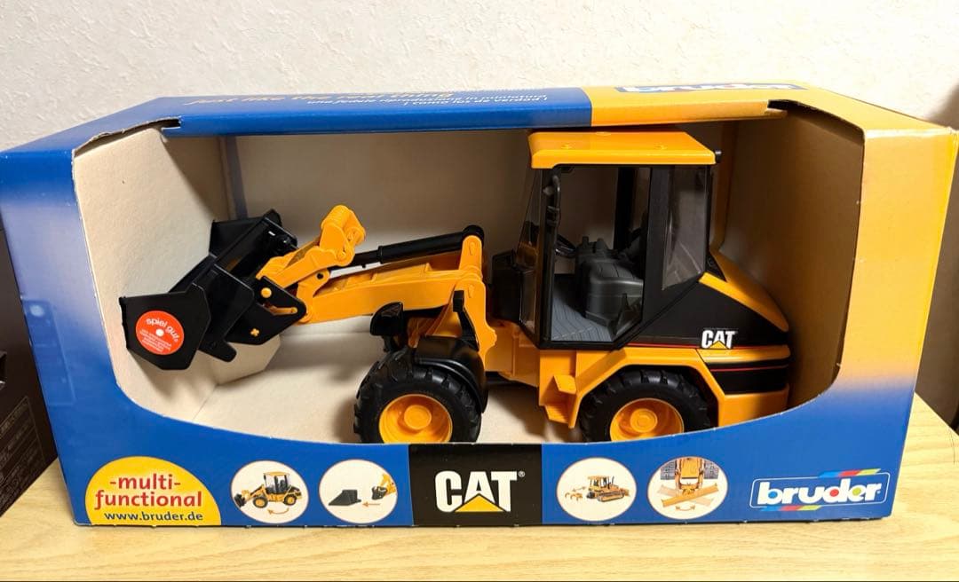 ミニカー BRUDER CATERPILLAR WHEEL LOADER 02441