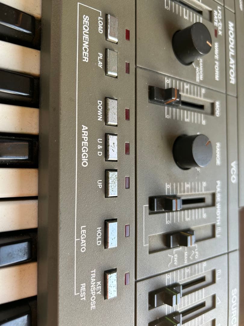 Roland SH-101 アナログシンセサイザー【ジャンク】