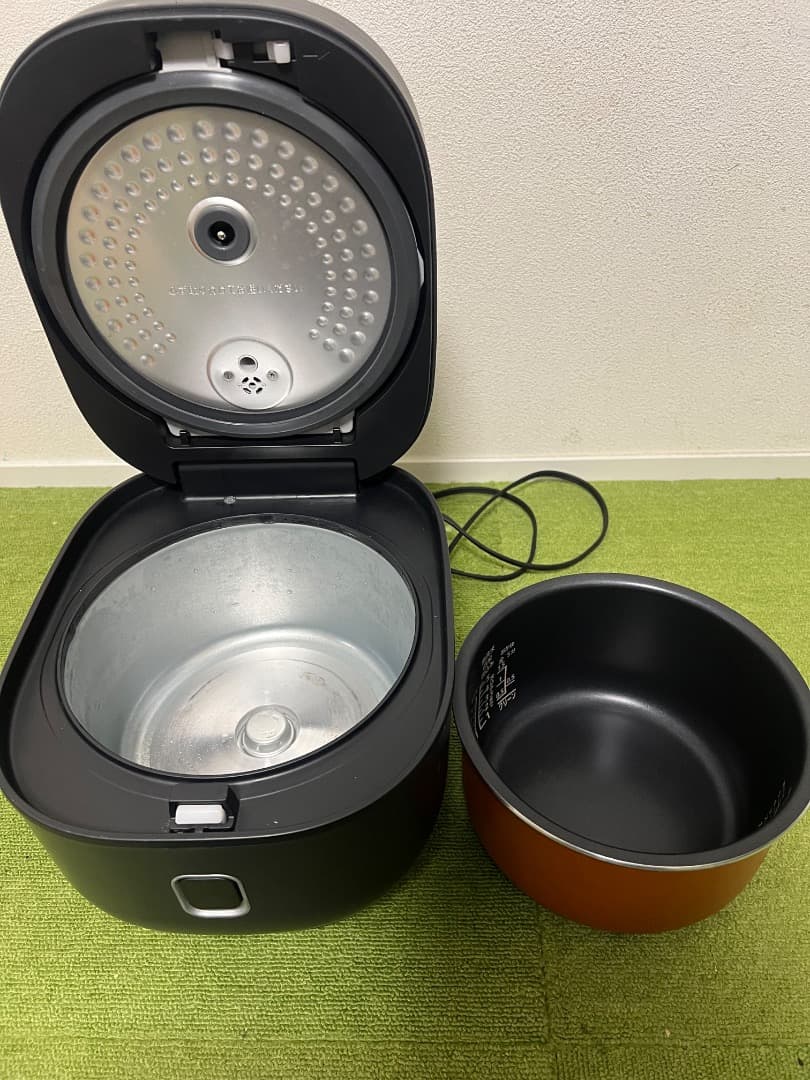 YAMAZEN 炊飯器 5.5合 23年製 層特厚釜 炊き分け機能付き