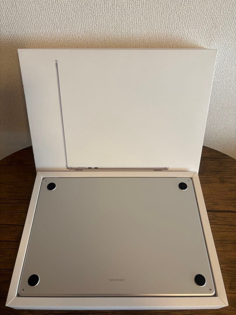 MacBook Air M4 メモリ16GB/SSD512GB 15インチ