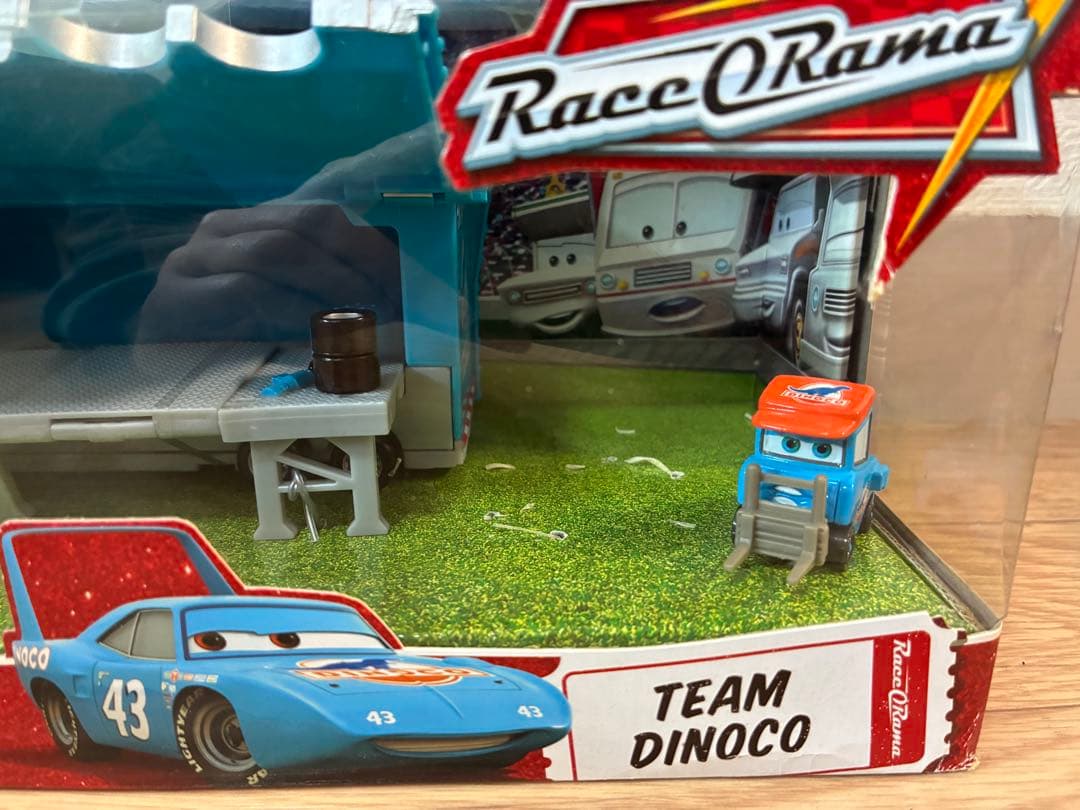Cars Race-O-Rama Team Dinocoセット