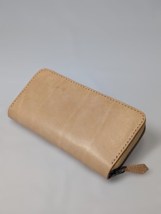 台形ラウンドファスナーウォレット サドルレザースタンダード【マット ナチュラル】