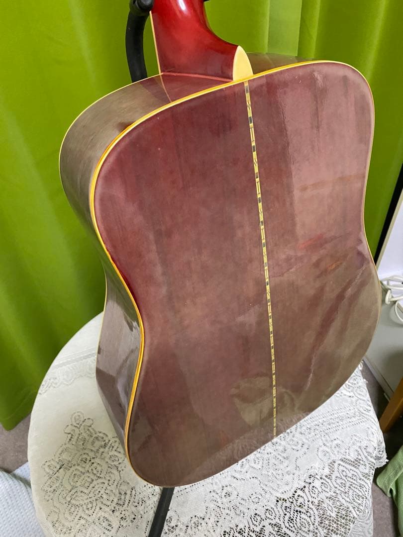 カントリーしようぜ！モーリス ハミングバードDOVE エレアコ 音出し良好！