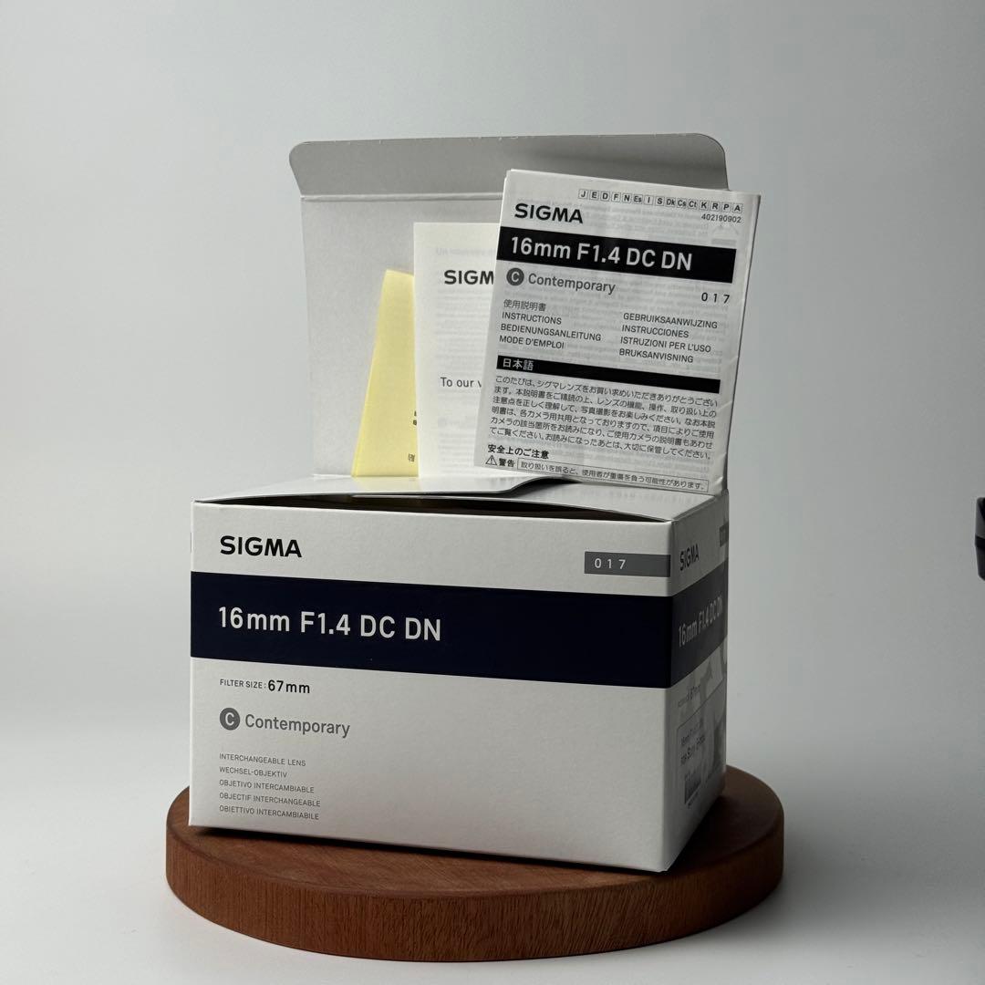 ろ*ん様 【美品】SIGMA 16mm F1.4 DC DN レンズ　APSC