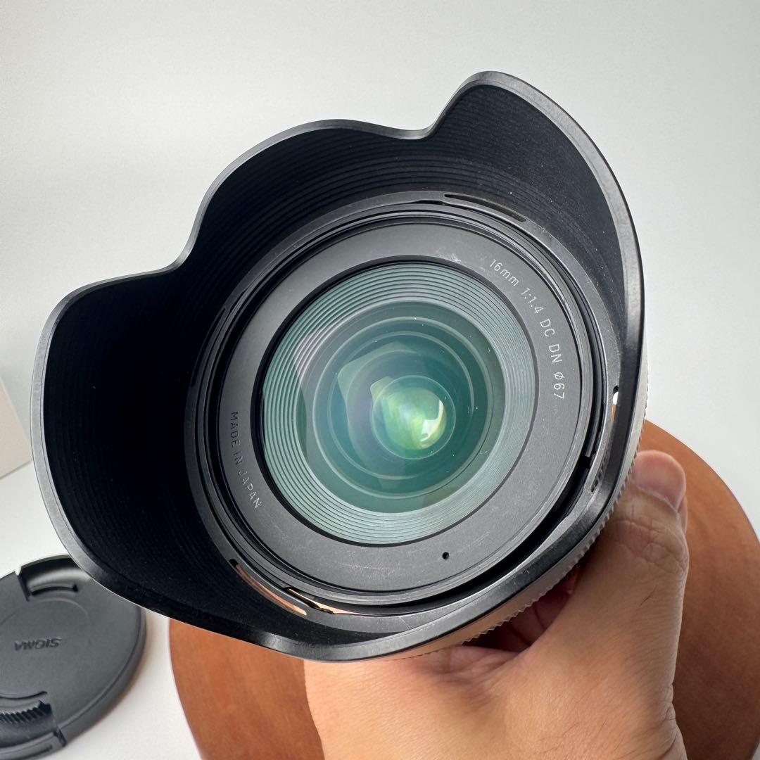 ろ*ん様 【美品】SIGMA 16mm F1.4 DC DN レンズ　APSC