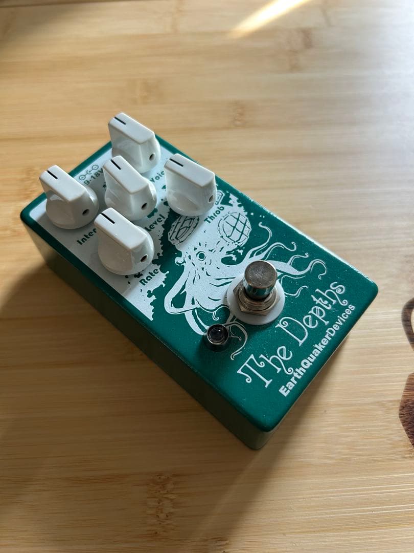 EarthQuaker Devices The Depths ギターエフェクター