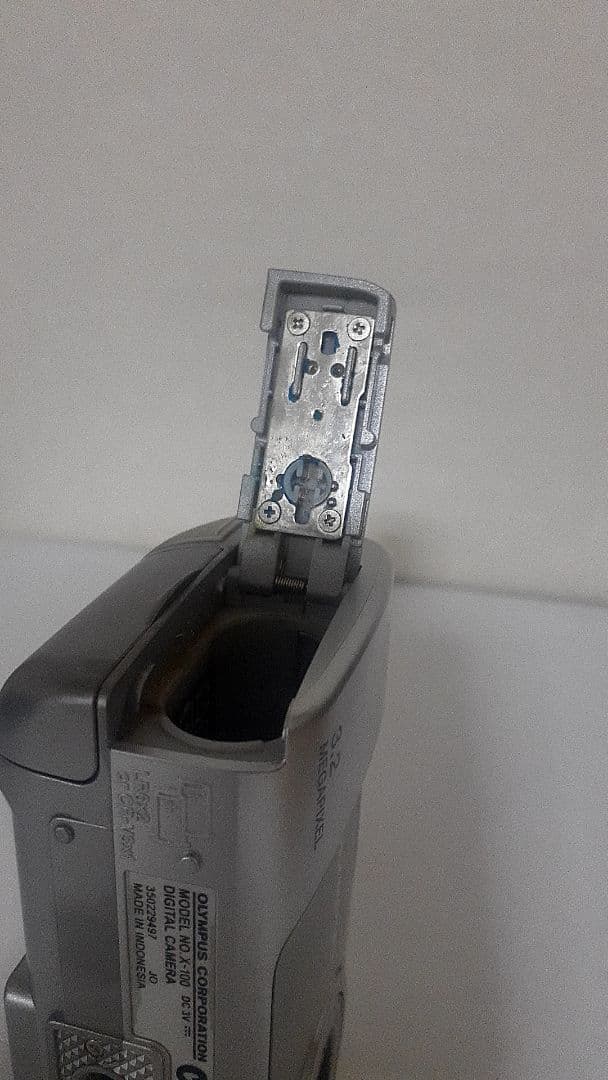 デジカメ　オリンパス　 CAMEDIA X-100　【動作確認済／説明書等付】