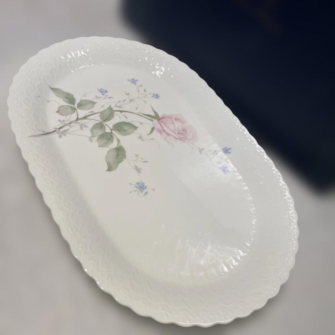 新品　ナルミ NARUMI ボーンチャイナ　楕円盛皿　エイプリルローズ