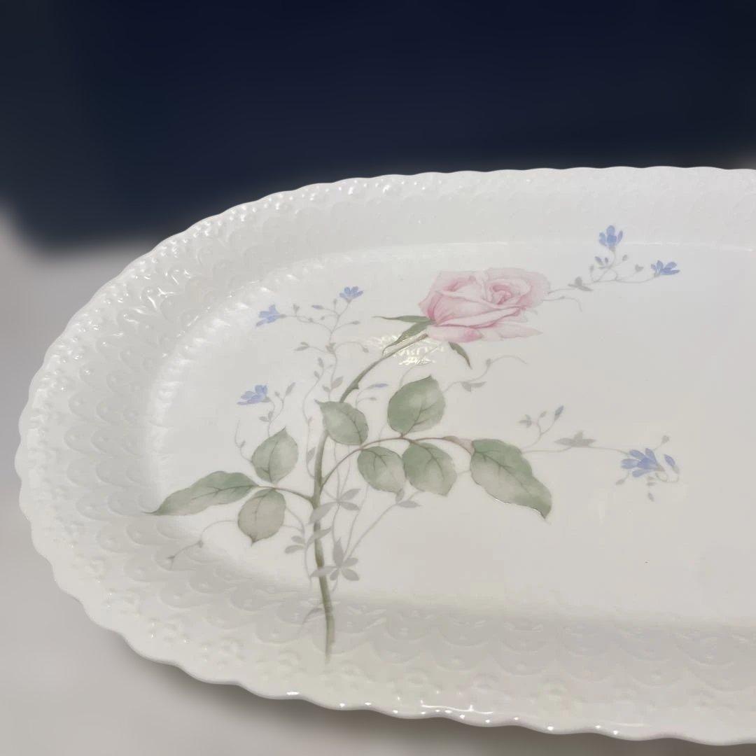 新品　ナルミ NARUMI ボーンチャイナ　楕円盛皿　エイプリルローズ