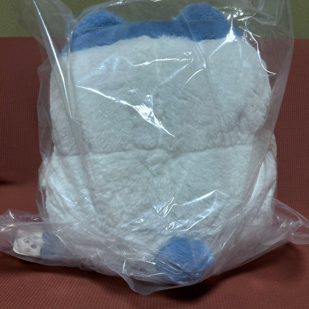 ちいかわ 重め！ぼっちゃり抱っこぬいぐるみ ハチワレ ぽっちゃり