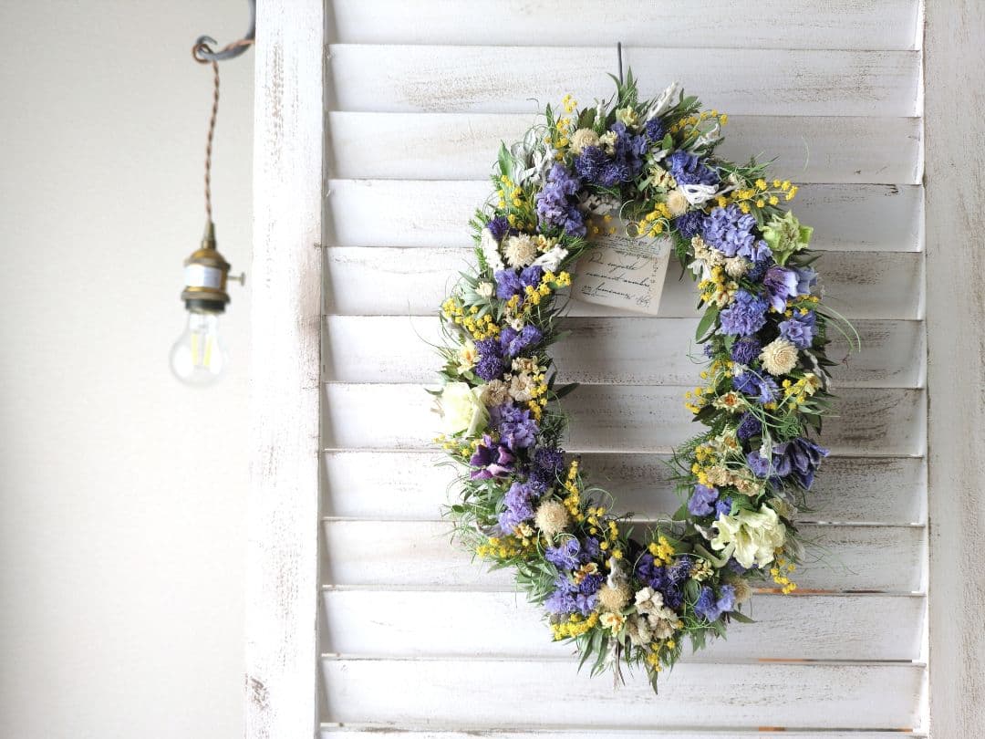 ドライフラワーのオーバルリース　Blue Wreath
