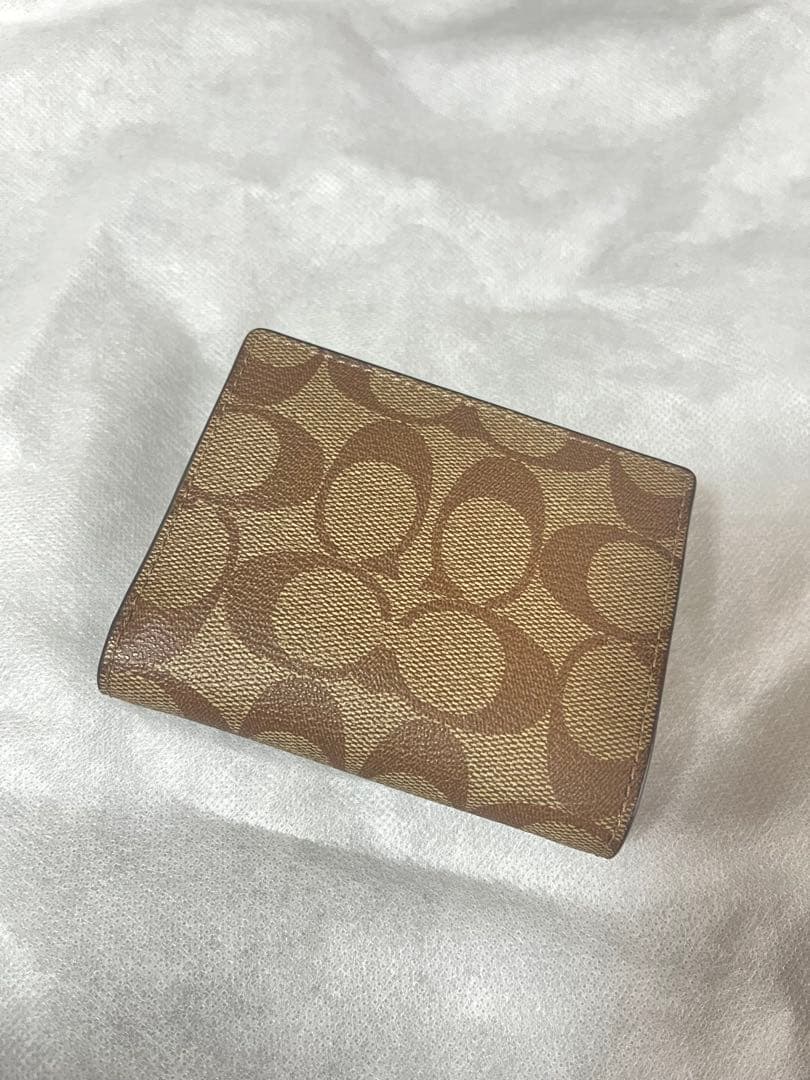 COACH 3つ折り財布 シグネチャー