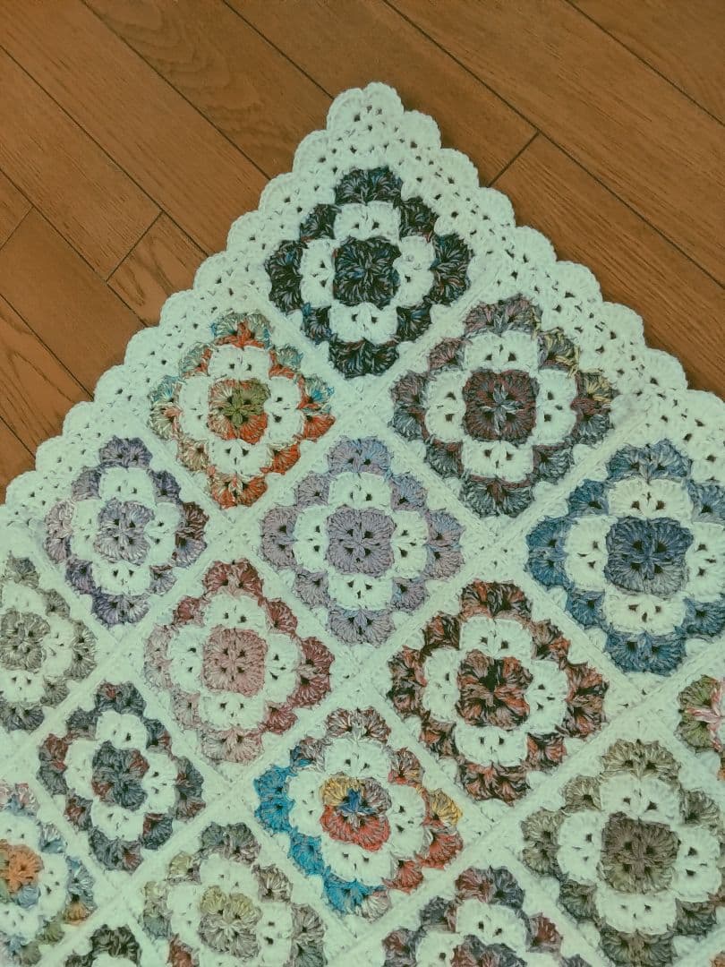 ハンドメイド★かぎ針編★モチーフ編み★貝がらステッチ★ブランケット★マルチカバー