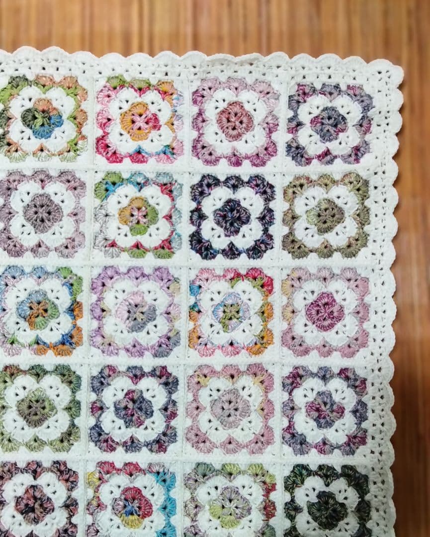 ハンドメイド★かぎ針編★モチーフ編み★貝がらステッチ★ブランケット★マルチカバー