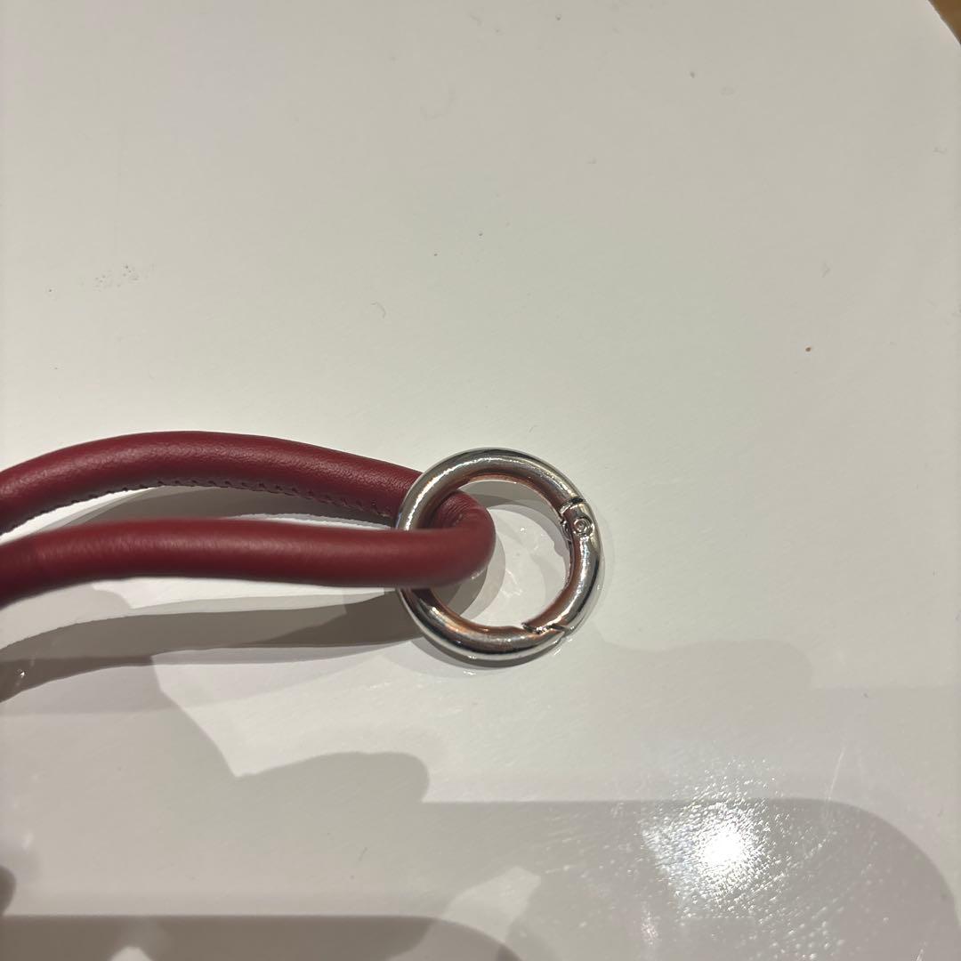 iPhone 15用ajew のスマホケースとストラップ