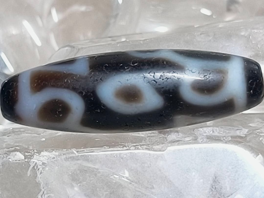 チベットジービーズ・西蔵天珠 至純天珠 馬蹄紋 希少歓喜仏天珠