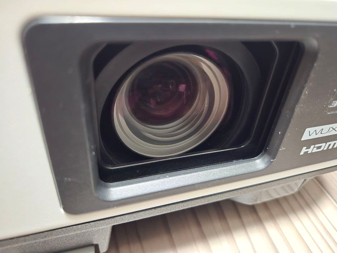 【EPSON】エプソン3LCDプロジェクターEB-2245U