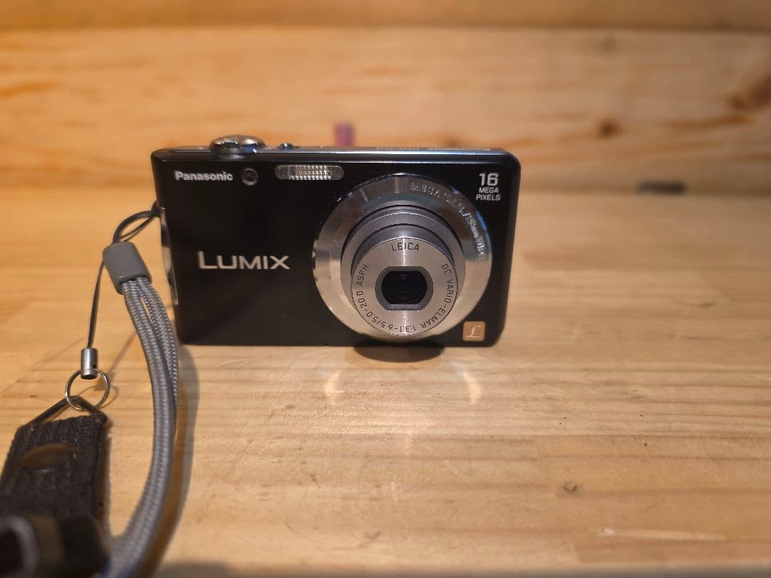 YIC-9 Panasonic LUMIX DMC-FH5 コンデジ 動作品