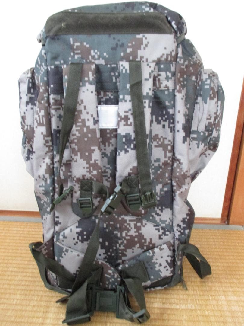 未使用　中国軍　07式　01式　デジタル迷彩　バックパック　リュックサック