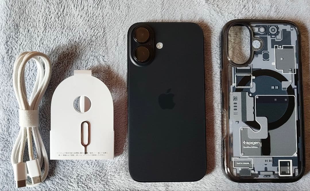 Apple iPhone 16 ブラック128GB MagSafeケース付き