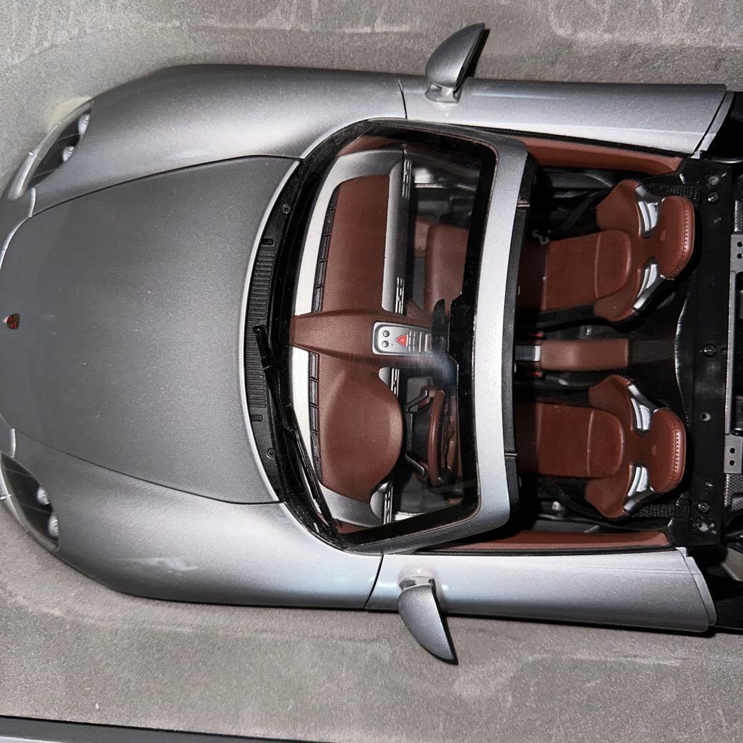 TAMIYA タミヤ　PORSCHE Carrera GT