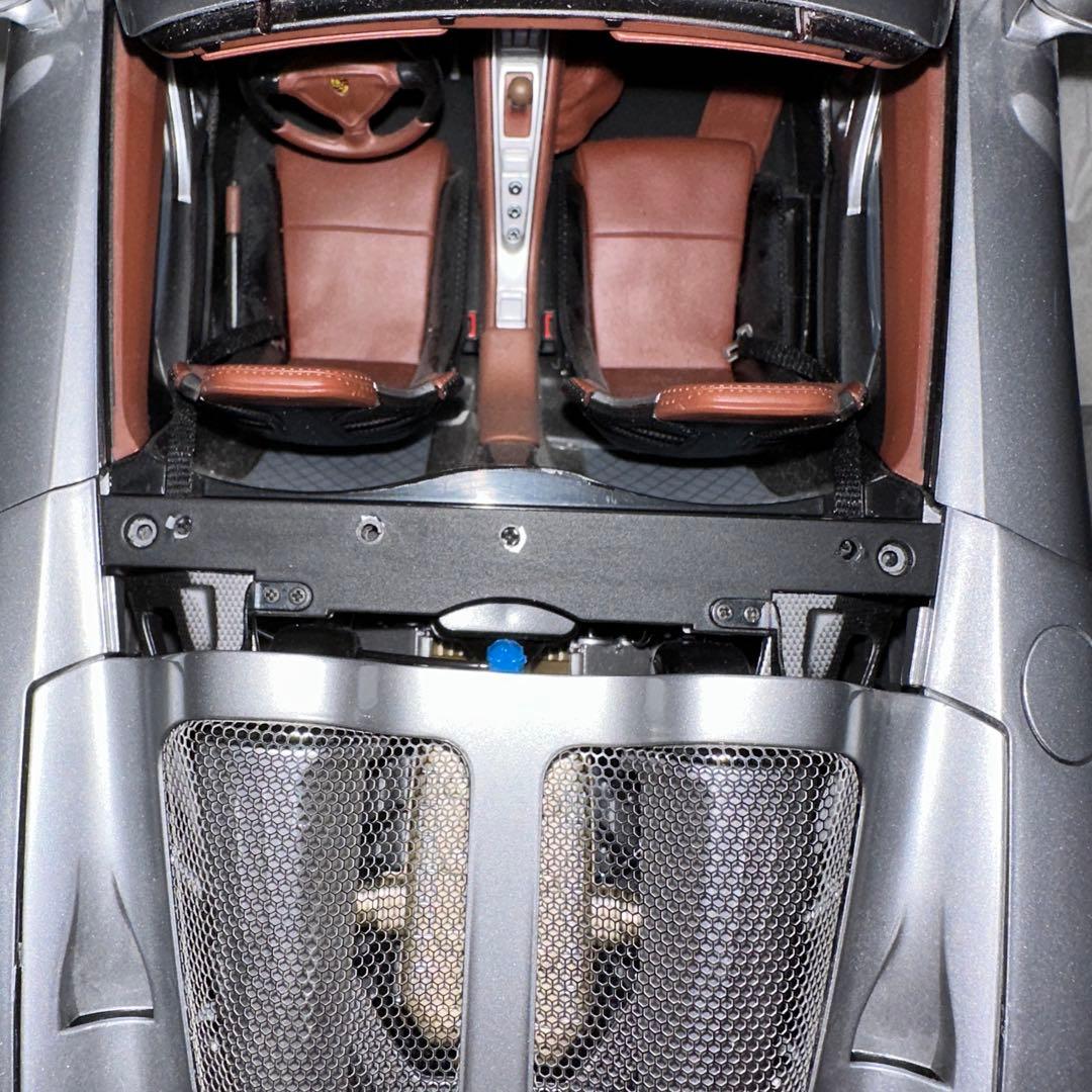 TAMIYA タミヤ　PORSCHE Carrera GT