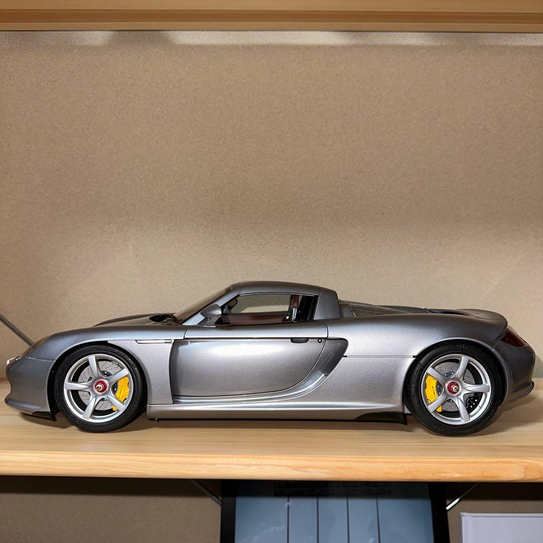 TAMIYA タミヤ　PORSCHE Carrera GT