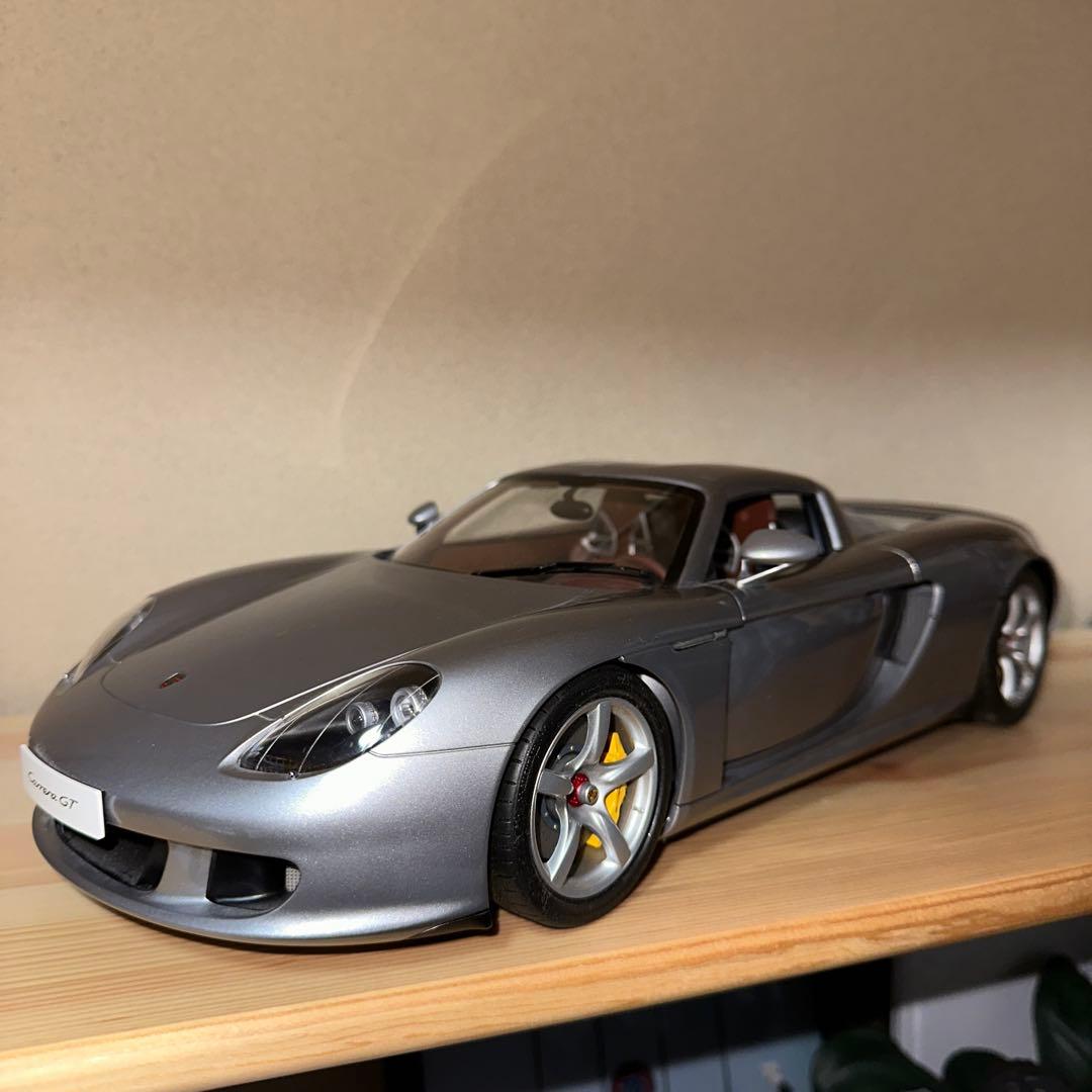 TAMIYA タミヤ　PORSCHE Carrera GT