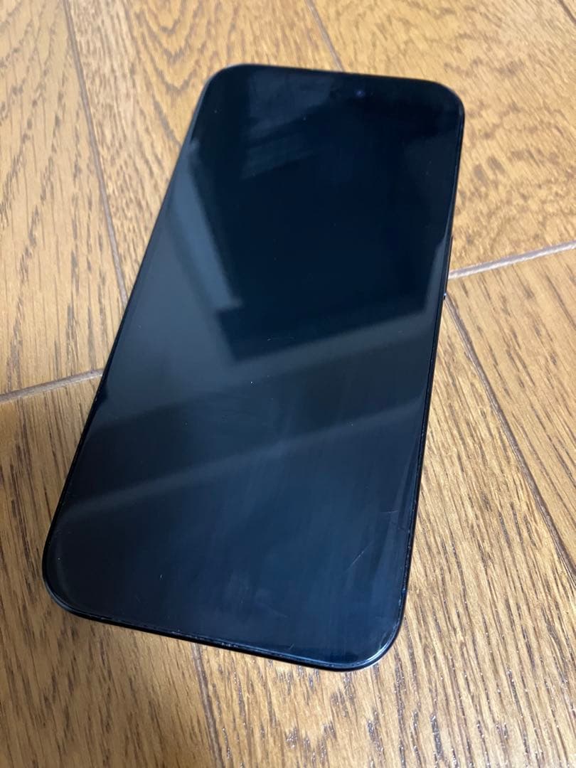 【グエン　ホアン様】iPhone15 Pro ブラックチタニウム　128GB