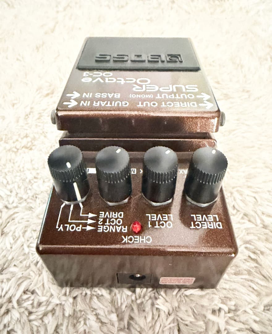 BOSS OC-3オクターバー 室内で数回使用の美品です。
