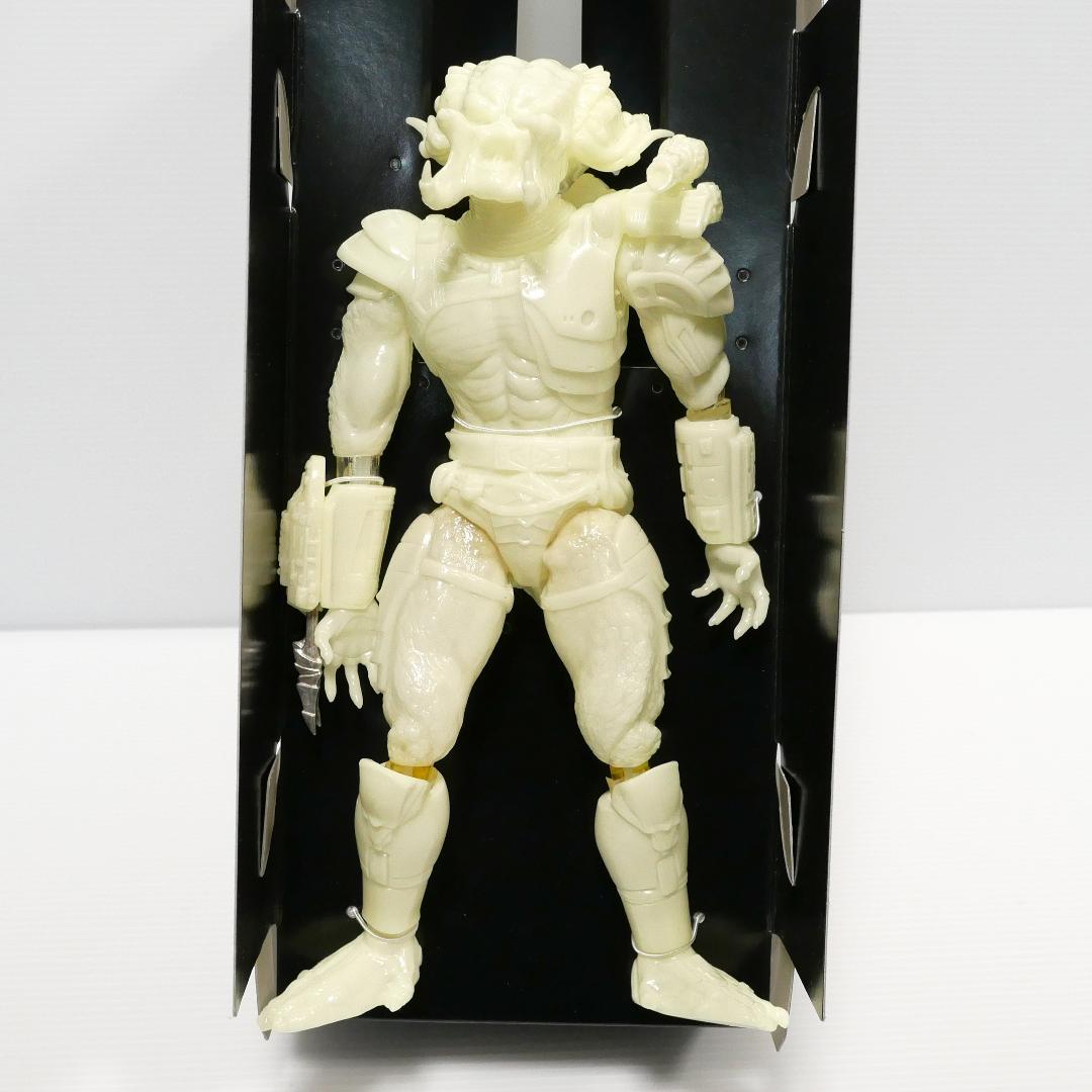 RAH エイリアン（B.C.）／プレデター（グロー）（メディコムトイ製）