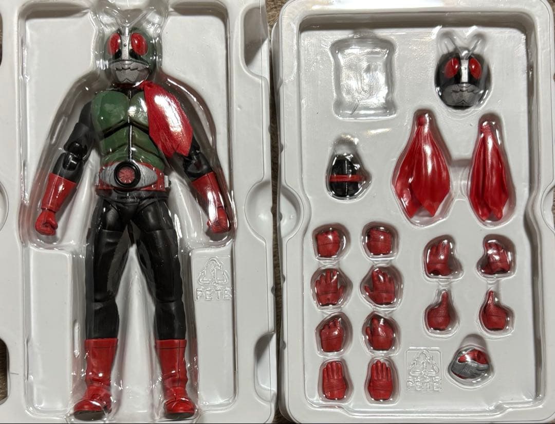 フィギュアーツ　真骨彫製法　仮面ライダー新2号 栄光の昭和ライダーエディション