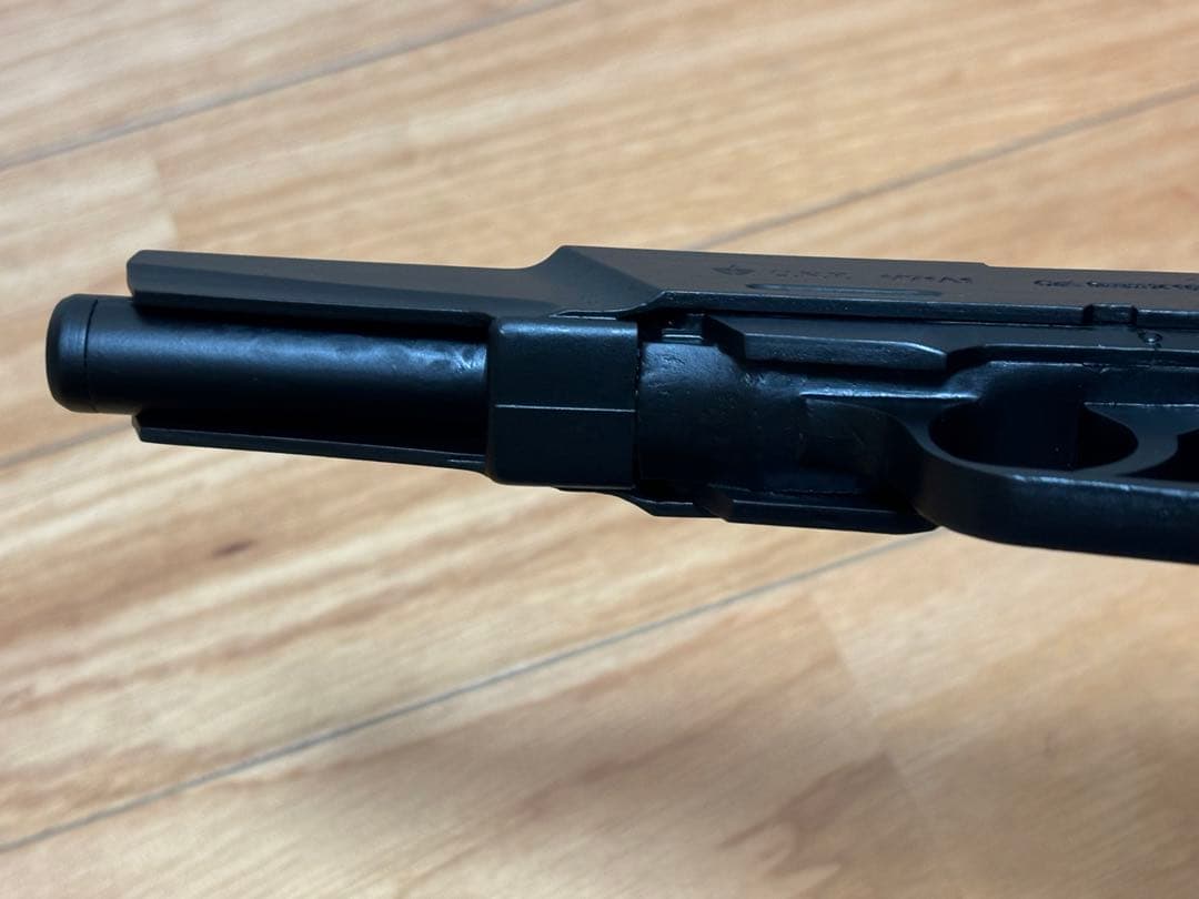 大日本技研 1/1 機動戦士ガンダム 地球連邦軍制式拳銃 M71A1 完全無可動