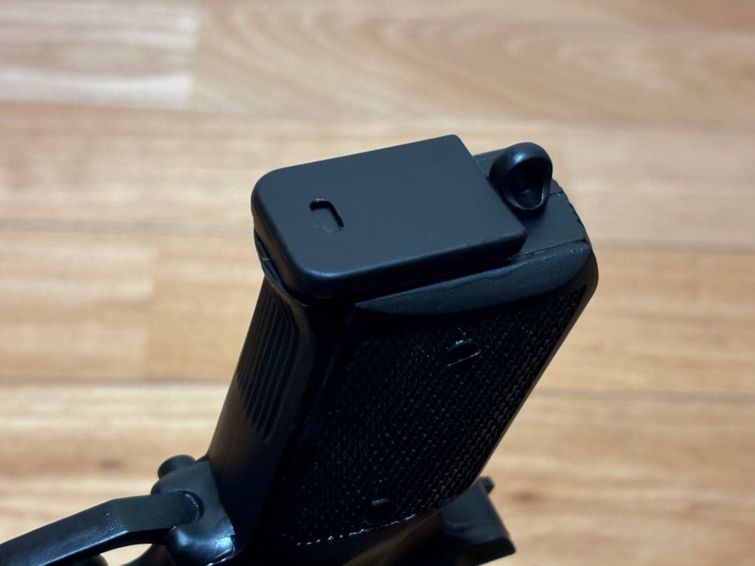 大日本技研 1/1 機動戦士ガンダム 地球連邦軍制式拳銃 M71A1 完全無可動